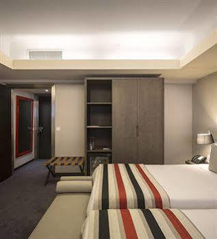 Apartamento Chiado Nova Almada *